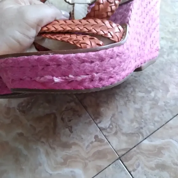 Diane Von Furstenberg pink &amp; orange woven platform wedge sandals, size 11