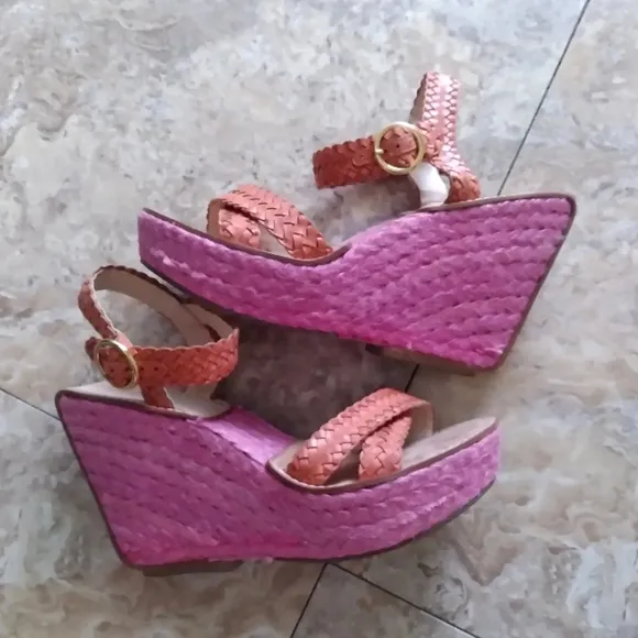 Diane Von Furstenberg pink &amp; orange woven platform wedge sandals, size 11