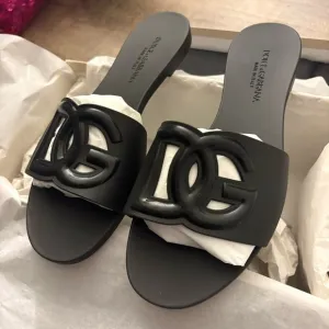 Dolce &amp; Gabbana Black Slide Sandals