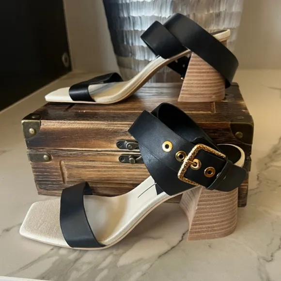 Dolce Vita Paytin Heel Sandals in Black