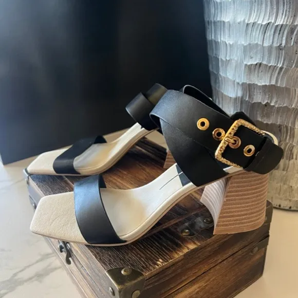 Dolce Vita Paytin Heel Sandals in Black