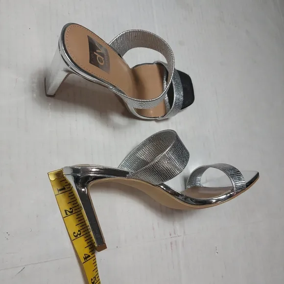 Dolce Vita Silver Shimmer Metallic Heels Sandal Size 8.5M
