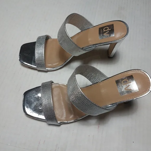 Dolce Vita Silver Shimmer Metallic Heels Sandal Size 8.5M