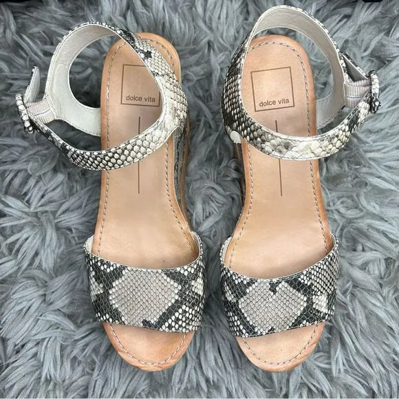 Dolce Vita snake print platform wedge sandals women’s shoe size 9
