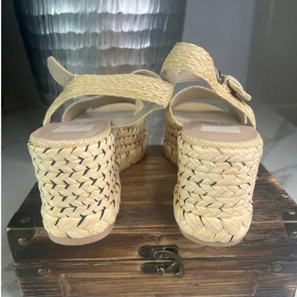 Dolce Vita Tiago Wedge Sandals in Light Natural Raffia