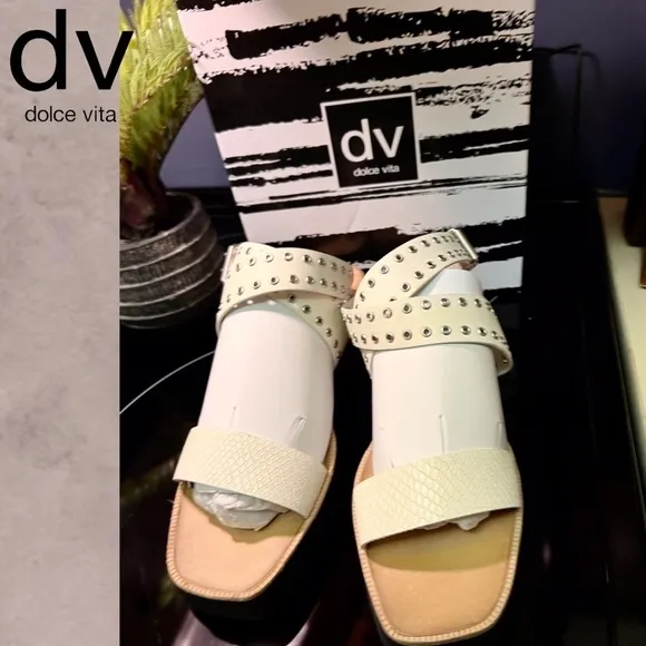 DOLCE VITA White Panko Leather Croc-Embossed Grommet Platform Sandals