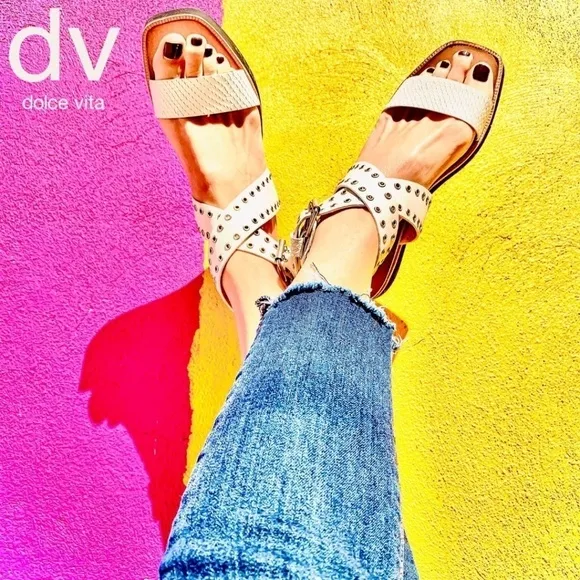 DOLCE VITA White Panko Leather Croc-Embossed Grommet Platform Sandals