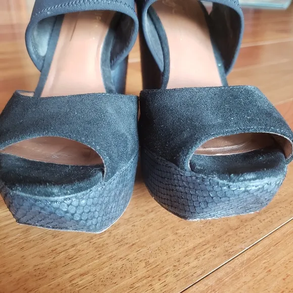 Donald J Pliner DJ Snake Embossed Wedge Sandals