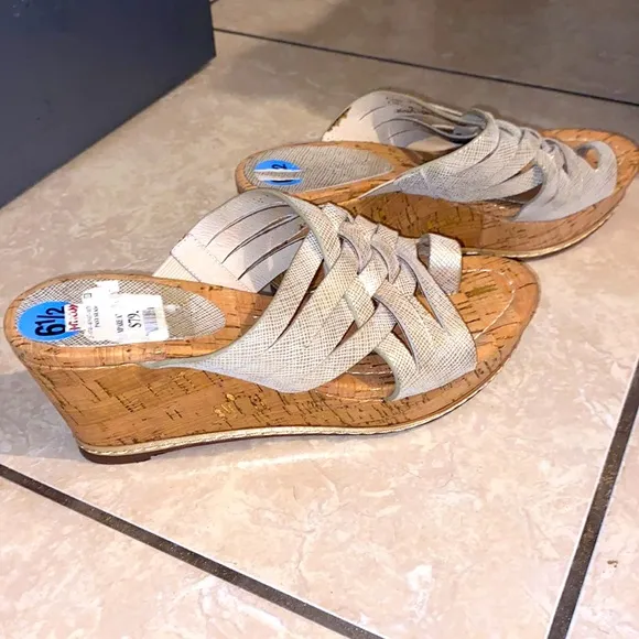 Donald J Pliner Flore Natural Patent Cork Wedge Metallic Strap Sandals Size 6.5
