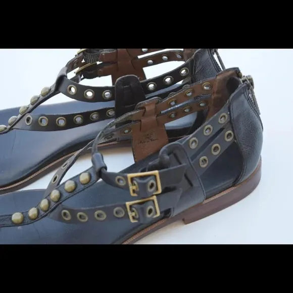 Donald J. Pliner Lulu sandals
