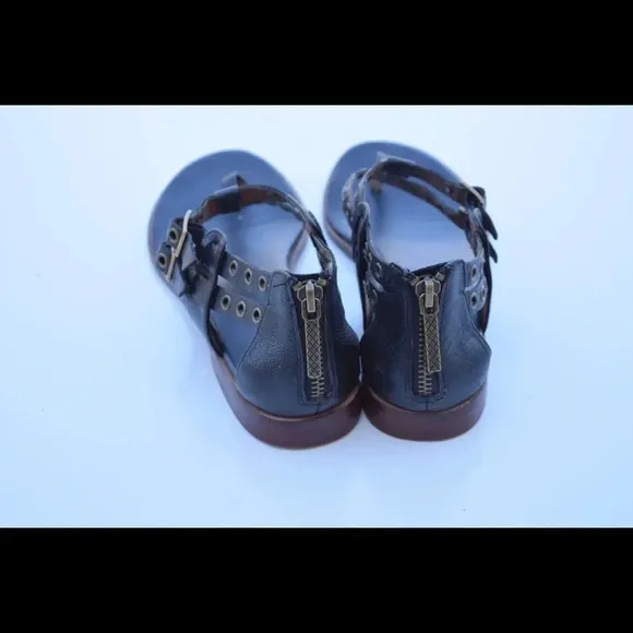 Donald J. Pliner Lulu sandals