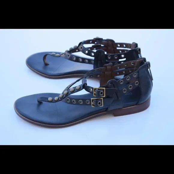 Donald J. Pliner Lulu sandals