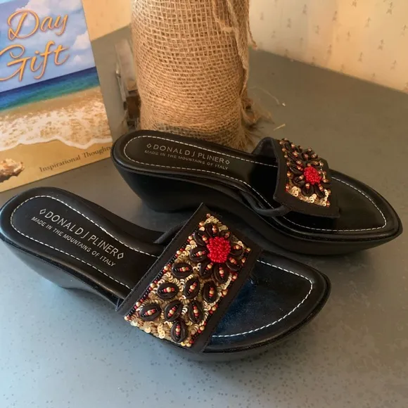 Donald J. Pliner sandals, BEAUTIFUL. BLACK with GOLD sequins, RED and GOLD beads