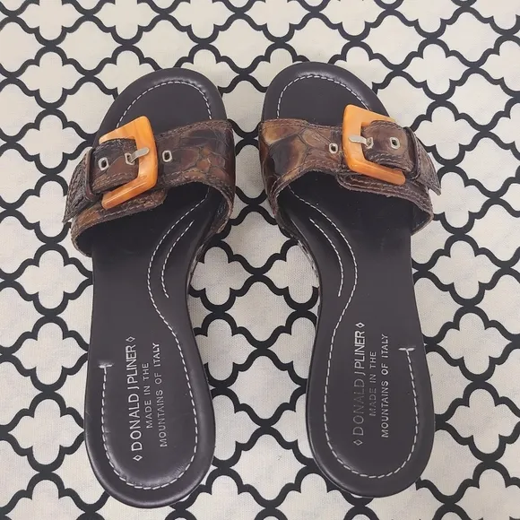 Donald J. Pliner Sukey Sandals Size 7