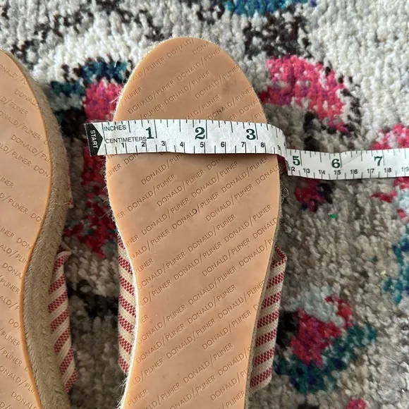 DONALD PLINER CHATCHA ESPADRILLE RASPBERRY WHITE SANDAL PLATFORMS SANDAL SHOES