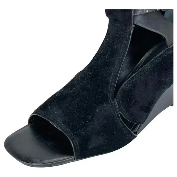 Donald Pliner Sila Wedge Sandals 7.5M Black Suede Leather Back Zipper