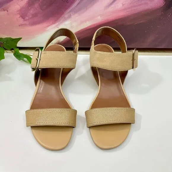 DONALD PLINER Women Neve Ankle Strap Block Heel Sandals in Camel  Size 9.5