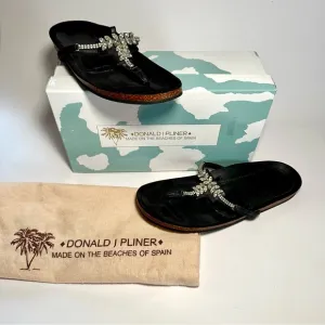 Donald Pliner Women's Vachetta Rhinestone &amp; Black Suede Sandals size 9.5