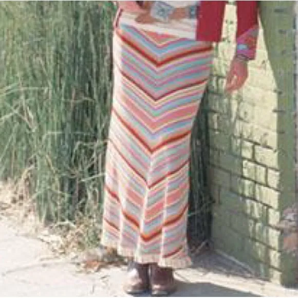 Double D Ranch Chevron Stripe Long Knit Blanket Skirt w Ruffle sz L