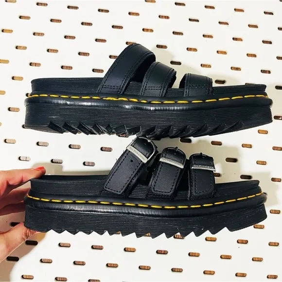 Dr Martens BLAIRE Black Leather Buckles 3-Strap Platform Slide Sandals Women's 7