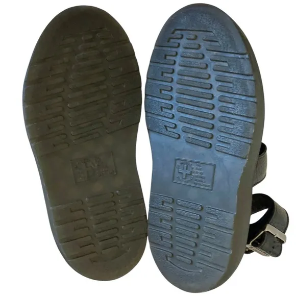 DR MARTENS Clarissa II Quad Leather Gladiator Strap Sandals Black