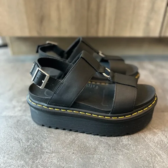Dr. Martens FRANCIS LEATHER PLATFORM STRAP SANDALS Women’s 8