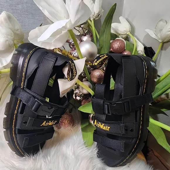 Dr Martens Pearson Webbing Sandals women9 new