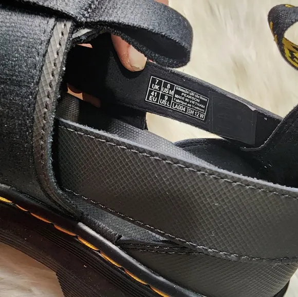 Dr Martens Pearson Webbing Sandals women9 new