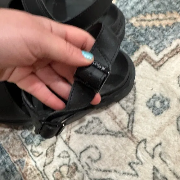 Dr Marten’s Platform Strappy Chic Black Open-Toe Sandals