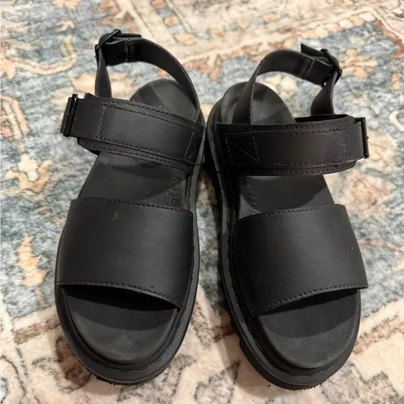 Dr Marten’s Platform Strappy Chic Black Open-Toe Sandals