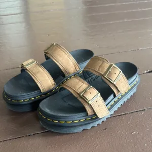 Dr. Martens Tan and Black Kids Sandals