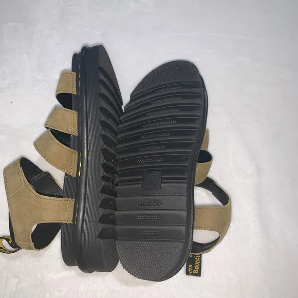 Dr Martens tumbled leather Blaire strap sandals size 10 new no box brown green