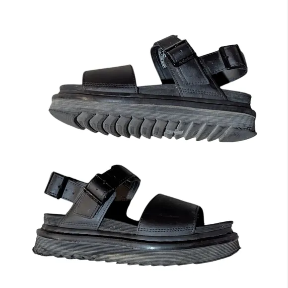 Dr. Martens Voss Leather Strap Sandals Size 7 Platform Comfy Punk Grunge