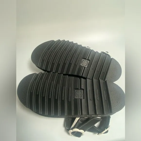 Dr. Martens VOSS PISA LEATHER STRAP SANDALS Size 8