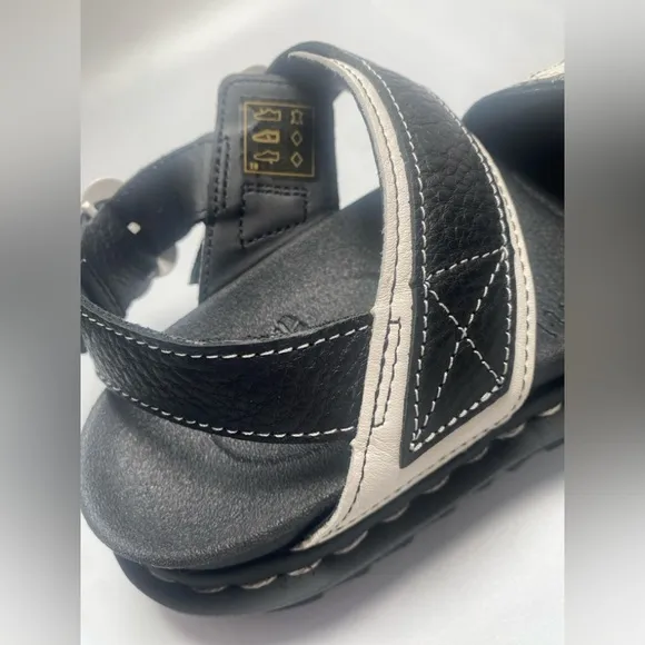 Dr. Martens VOSS PISA LEATHER STRAP SANDALS Size 8