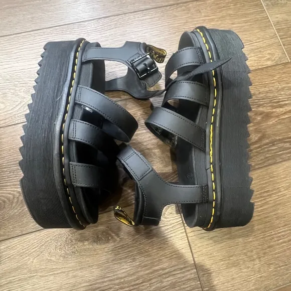 Dr. Martens Women's Blair Quad Platform Sandals, Black, Size 10, New in Box