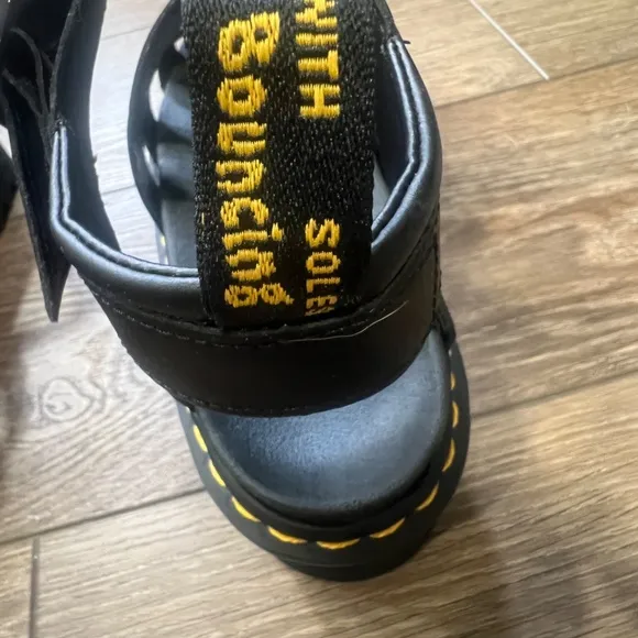 Dr. Martens Women's Blair Quad Platform Sandals, Black, Size 10, New in Box
