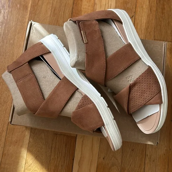 Dr. Scholl's Gladiator crisscross Platform Wedge Sandal brown Sz 7M NWB