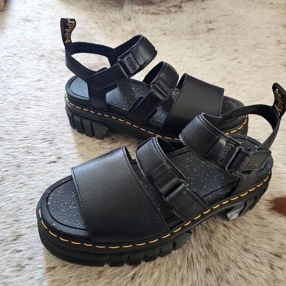 Dr. Martens Ricki 3-Strap Women's Leather Platform Sandals Black Size 11 NEW