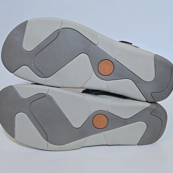 Earth Origins Vivvy Hiking Sandals Women's Size 10 Wide Adjustable Camping Grey