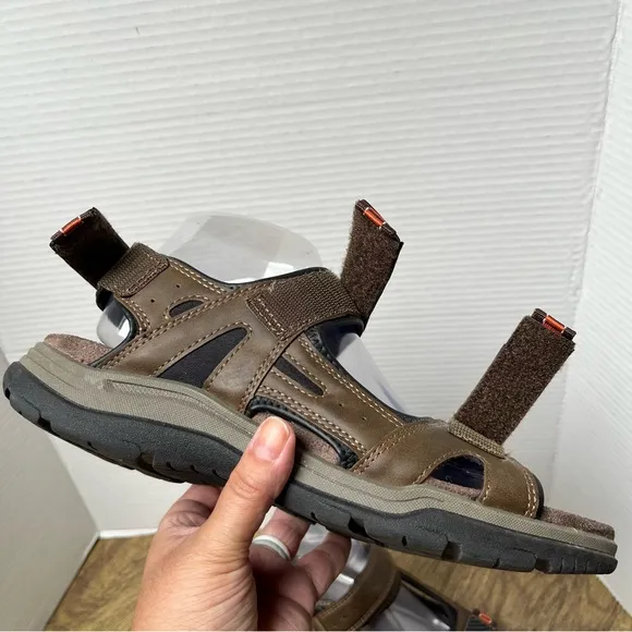 Earth Spirit Brown Sandals Size 11