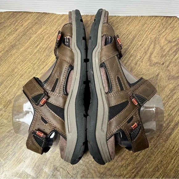 Earth Spirit Brown Sandals Size 11