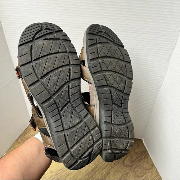 Earth Spirit Brown Sandals Size 11