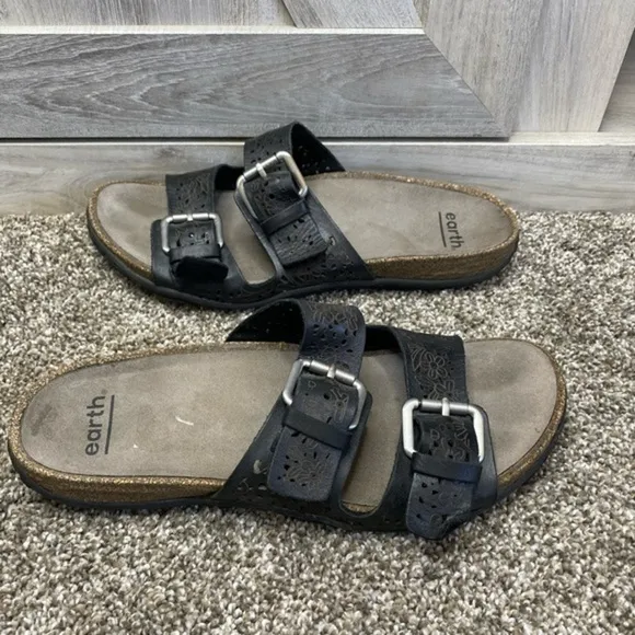 Earth Women's Sand Antigua Leather Buckle Strap Slide Sandals Black 6.5W