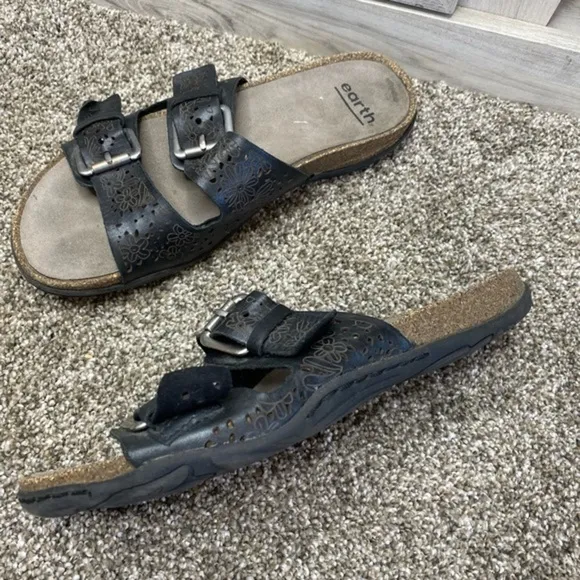 Earth Women's Sand Antigua Leather Buckle Strap Slide Sandals Black 6.5W