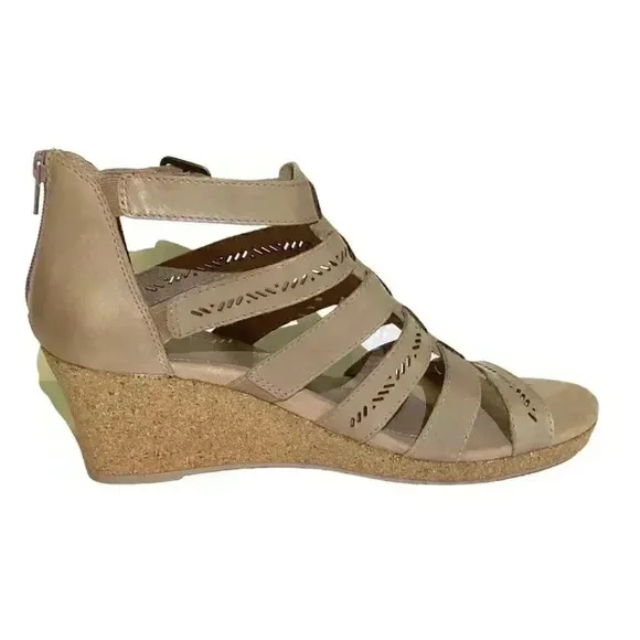 Earth Woodland Sunny Womens 9 40 Strappy Wedge Sandals Beige Leather NEW