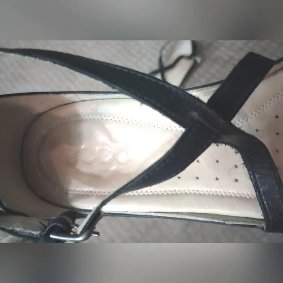 Ecco Black Leather Sandals