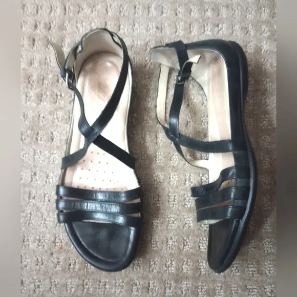 Ecco Black Leather Sandals