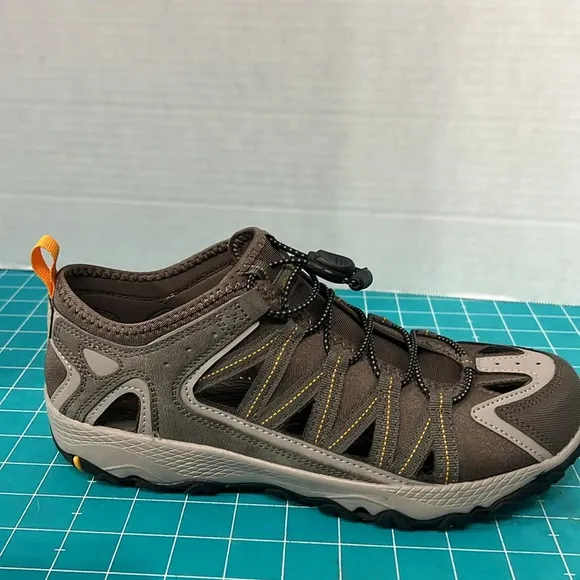 Eddie Bauer Men's Bungee Lace Eastport Breathable Water Shoe Sandals 9M