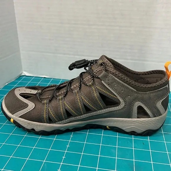 Eddie Bauer Men's Bungee Lace Eastport Breathable Water Shoe Sandals 9M